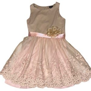 Zunie Girls Dress Lace Rose Accent Girls Size 12 Beige Rose Formal Dressy